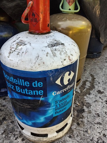Bouteilles gaz vides butane - bouteilles,