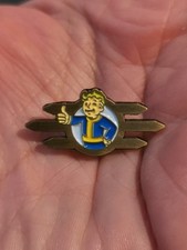 FALLOUT VAULT BOY pin Badge