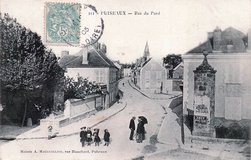 Puiseaux rue du pave - puiseaux,
