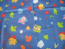 coupon tissu Disney  " Winnie "   62 X 83  cm 