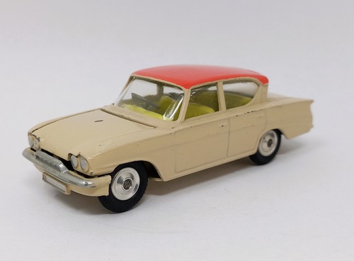 Corgi toys 234 ford - 234,
