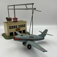Gaspard & Gobier  Manège tôle  à un avion Ouragan tournant . Antique Tin Toys