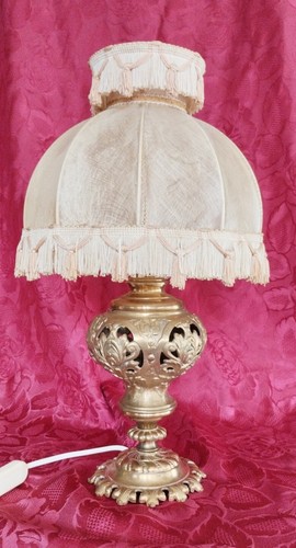 Lampe bronze ajouré - , en