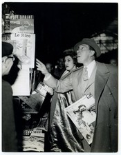 Fernandel et sa fille devant