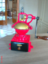 ANCIEN  ET SUPERBE MOULIN A