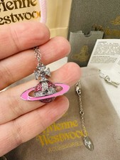 🪐💗 Vivienne Westwood