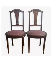 Deux anciennes chaises de