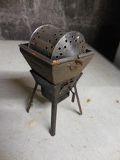 Ancien jouet en tôle baratte a beurre / grillé graine café vintage