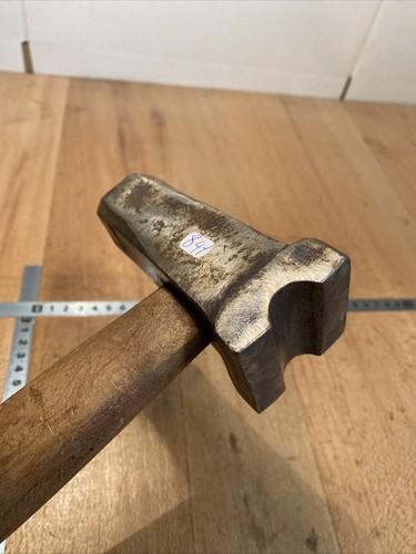 841 outillage forge - forge, old