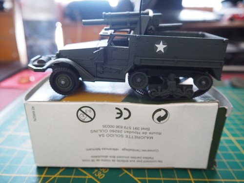Camion militaire 111 - n0,