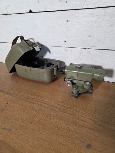 Niveau optique ancien wild - optique,