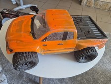 Traxxas Slash 2wd Proline with Toyota Thundra custom body+ Proline Trencher 2,8