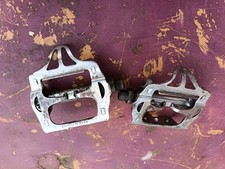 VELO ANCIEN ANCIENNE PEDALE