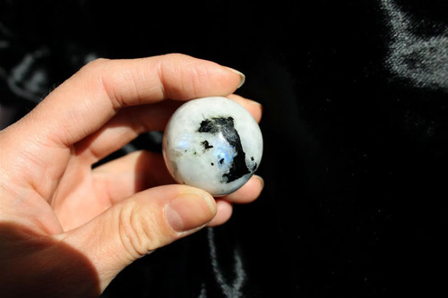 White labradorite sphere - 1,