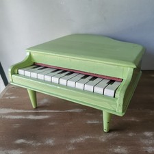 Ancien Piano En Bois Pour