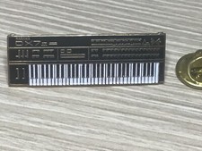 pins YAMAHA DX 7 egf signé