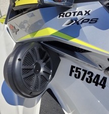 Supports d’enceintes pour