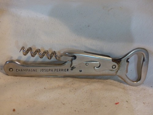 Tire bouchon champagne perrier - bouchon,