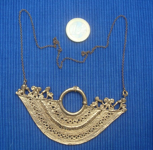B29 joli collier - joli,