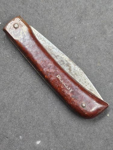 Ancien couteau pliant souvenir