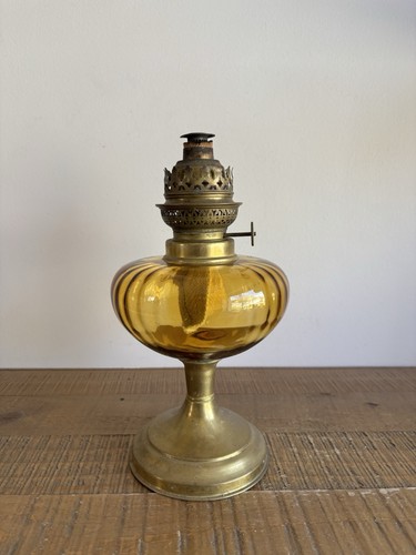 Ancienne lampe pétrole - ancienne,