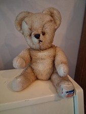 ancien petit ours en peluche