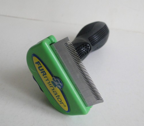 Furminator brosse chien - brosse,