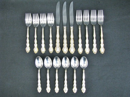 Set oneida community - of, 17