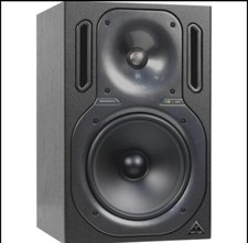 A Pair of USED Behringer B2031A Truth Active Speakers