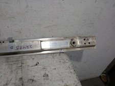 A1776204901 renfort pare-choc