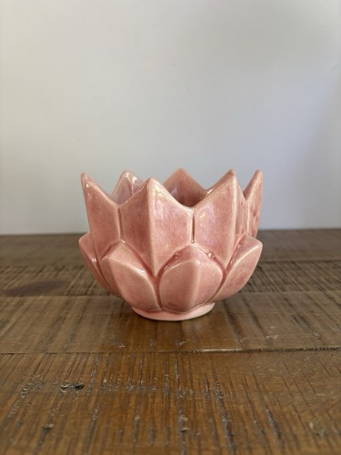 Vase cache pot - /,
