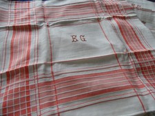 11 SERVIETTES DE TABLE