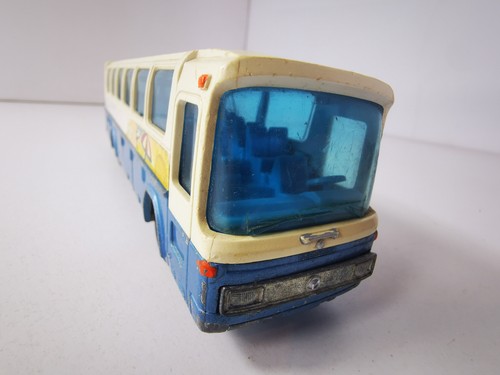 Rare bus majorette - bus,