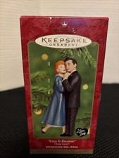 HALLMARK CHRISTMAS ORNAMENT