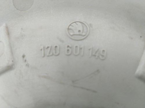 1z0601149 enjoliveur skoda - 1z0601149,