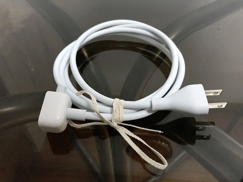 New authentic apple magsafe - authentic,