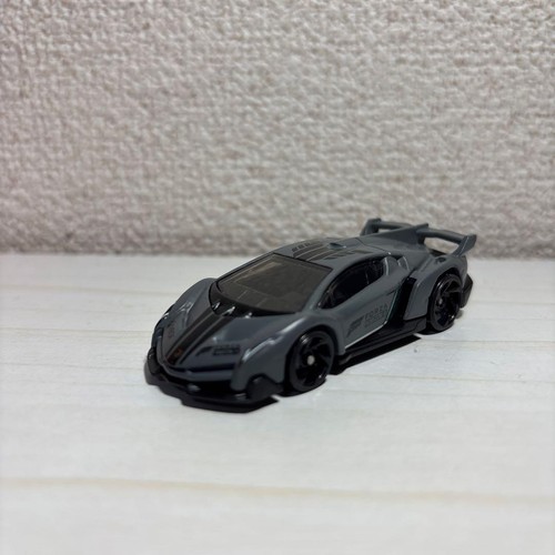 Hot wheels lamborghini veneno - hot,