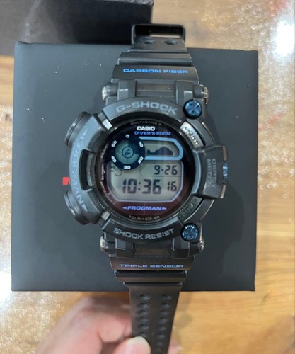 Montre plongée casio - de,