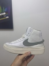 Nike Blazer High Platform – Blanc & Gris – Authentiques – Taille 40