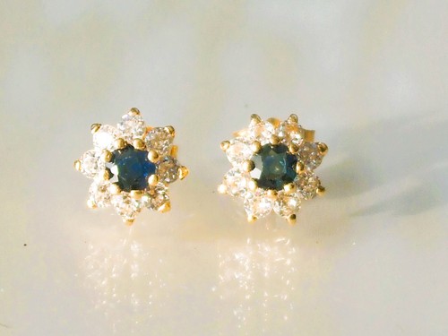 Tres jolies boucles oreilles - jolies,