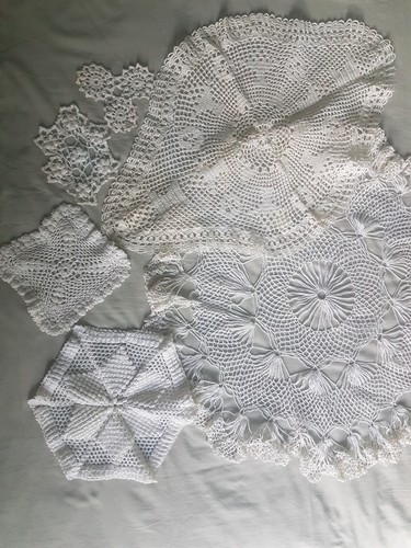 Lot anciens napperons - lot,