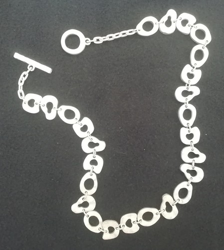 Ancien collier signé - , "nelly
