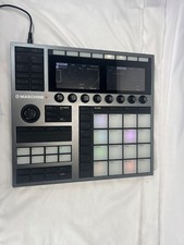 Native Instruments Maschine Plus 354995 SPB-CA