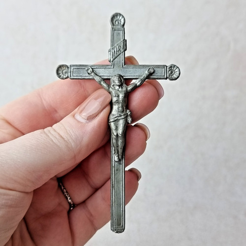Petite croix métallique - croix,