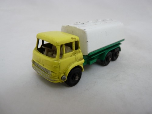 Camion essence lesney 25 - camion,