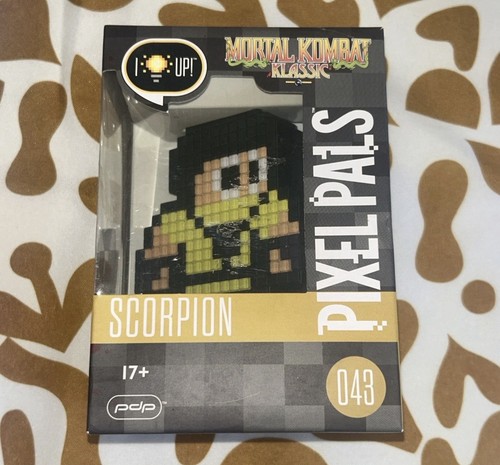Nat figurine pixel - nat,