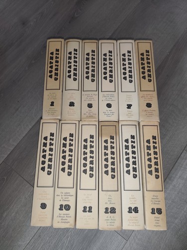 Lot livres agatha - 12,