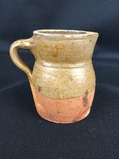 Ancien petit broc ou pichet en