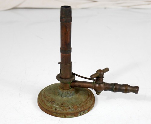 Ancien rechaud bec - bec, gaz