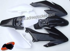 Kit Plastique Noir et Blanc